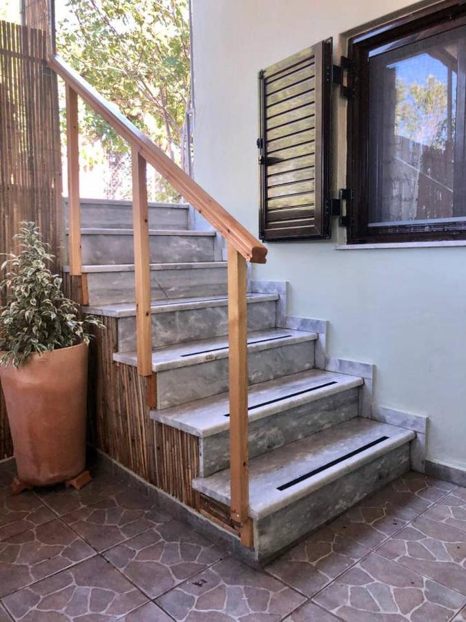 Helen'S Welcoming & Cozy Flat Apartment โกโรปิออน ภายนอก รูปภาพ
